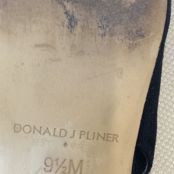 Donald J Pliner Black Slingback ⭐️⭐️⭐️⭐️⭐️ - Picture 9 of 12